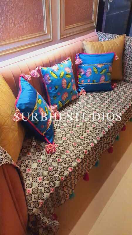 Menakari Sofa Cover